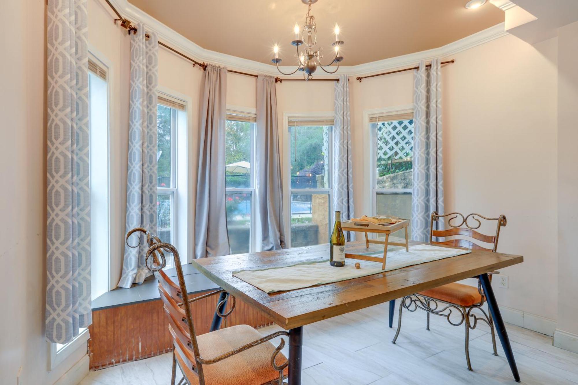 Spacious Stockbridge Manor Pool Table, 2 Kitchens Villa Eksteriør bilde